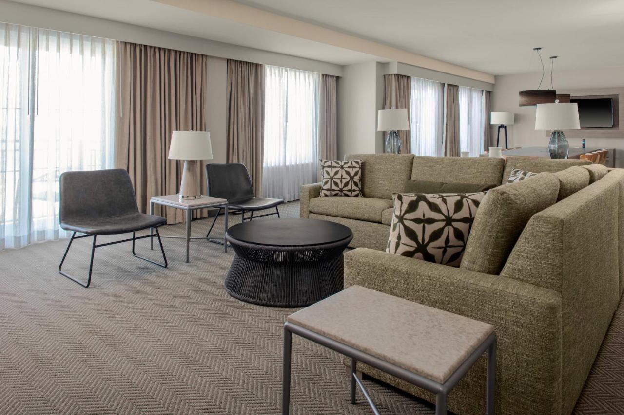 Courtyard By Marriott Jekyll Island Hotel Exterior foto