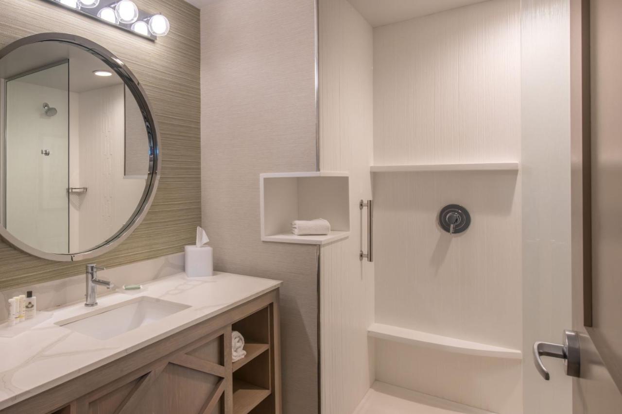 Courtyard By Marriott Jekyll Island Hotel Exterior foto
